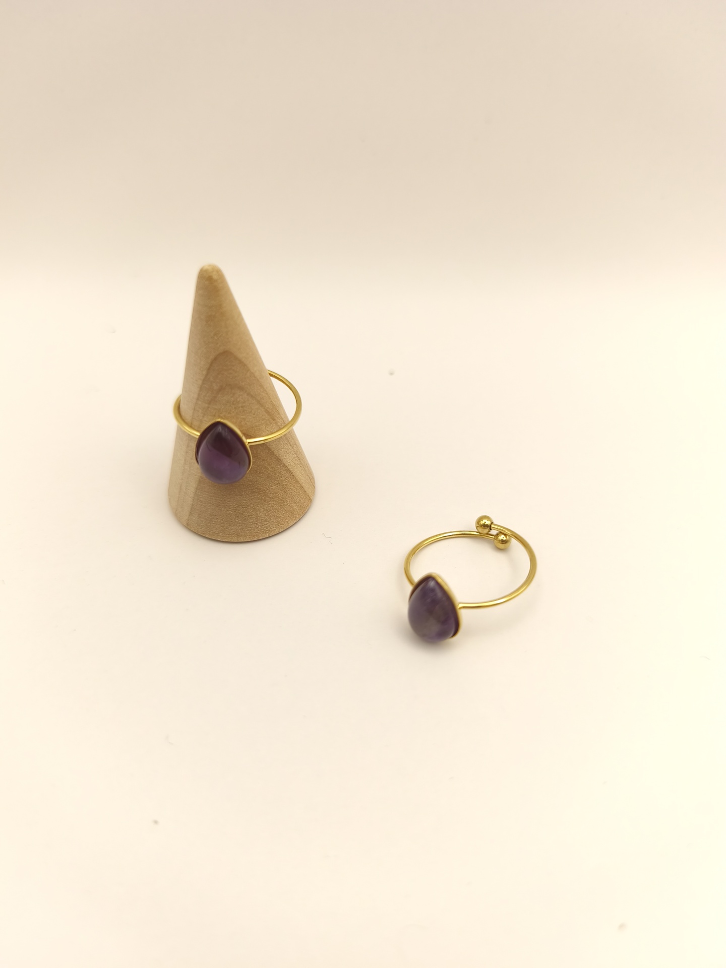 Anel de aço com ametista