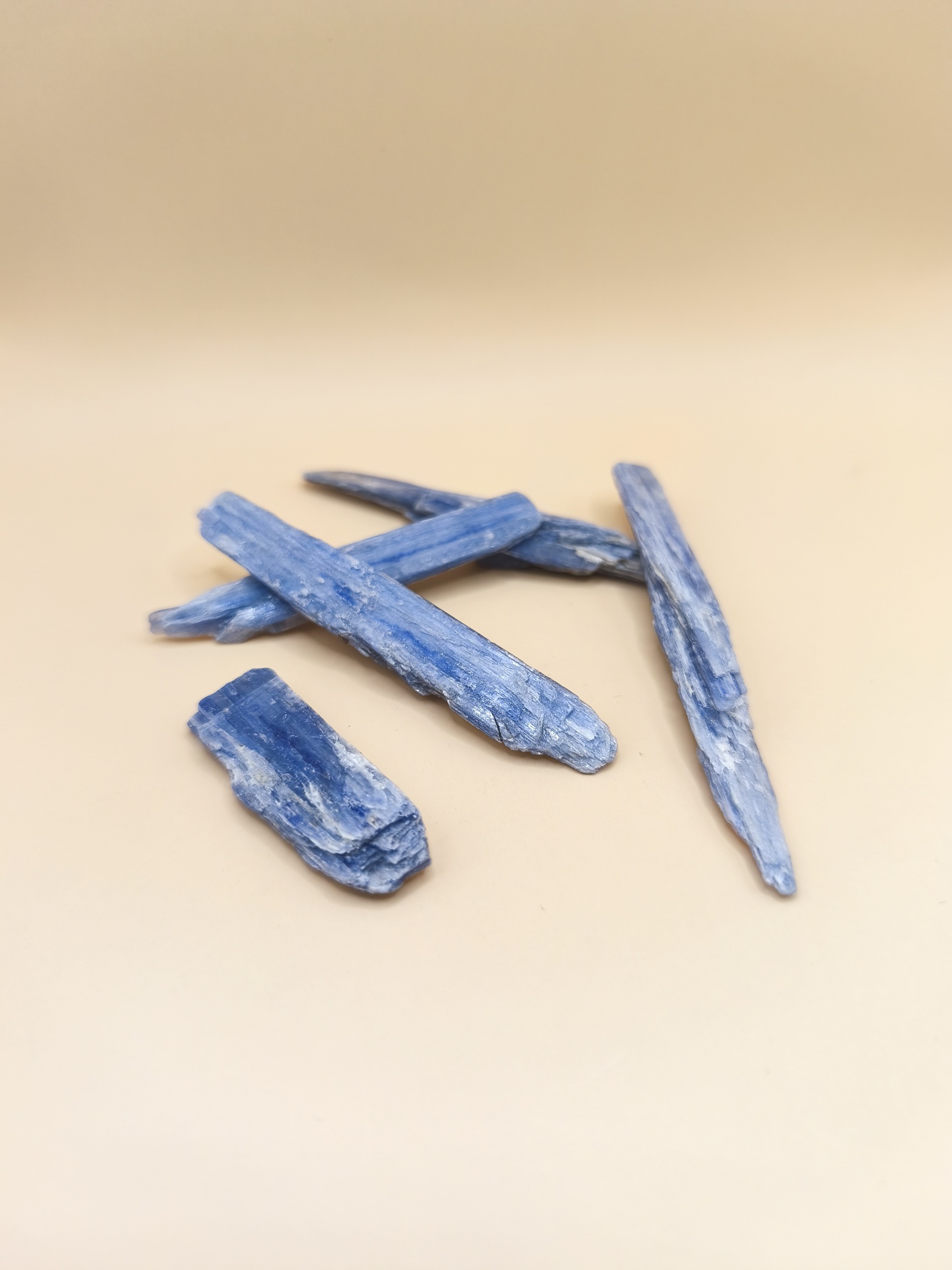 Cianite Azul Bruto (30/35mm)