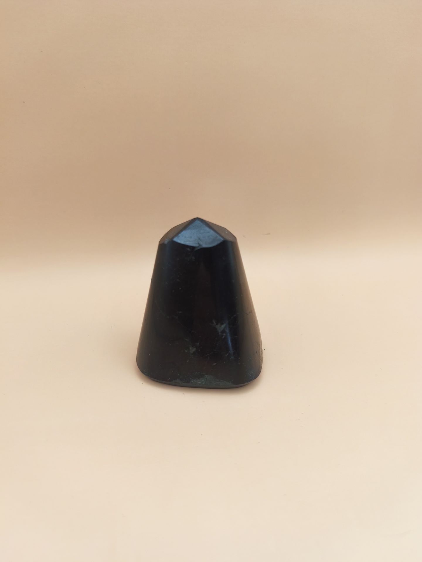 Ponta Polida Turmalina Negra (265g) (70x50mm)