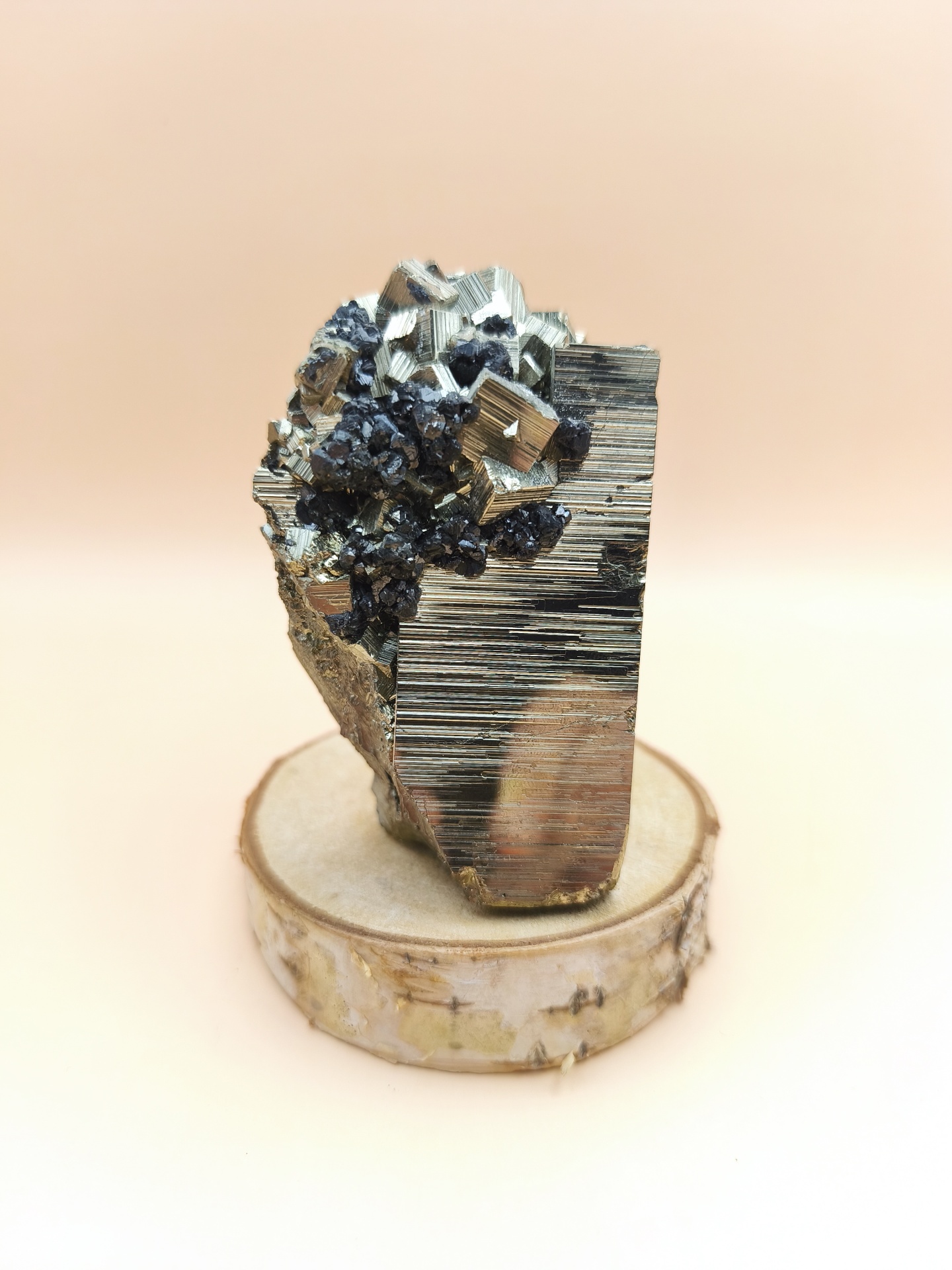 Pirite com marcasite (840g) (90x60x65 mm)