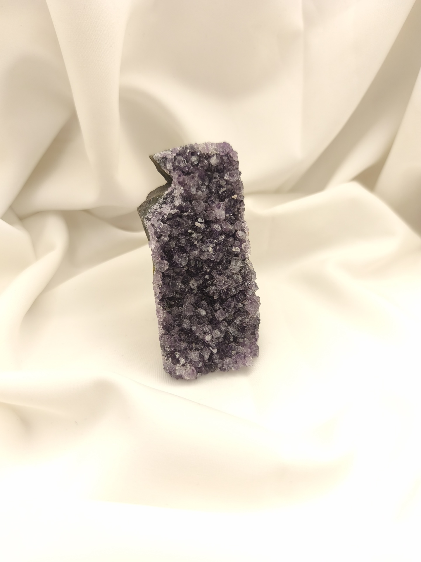 Drusa Ametista do Uruguai (205g) (80x40mm)