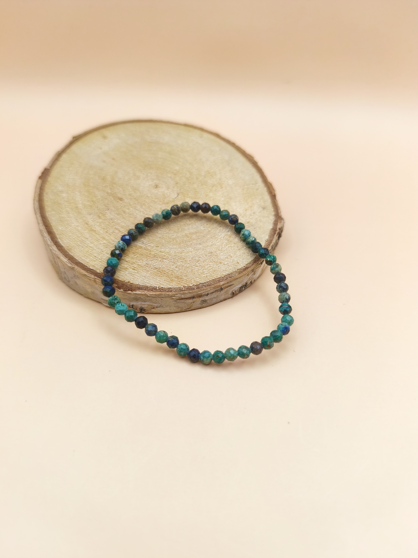 Pulseira Crisocola multifacetada