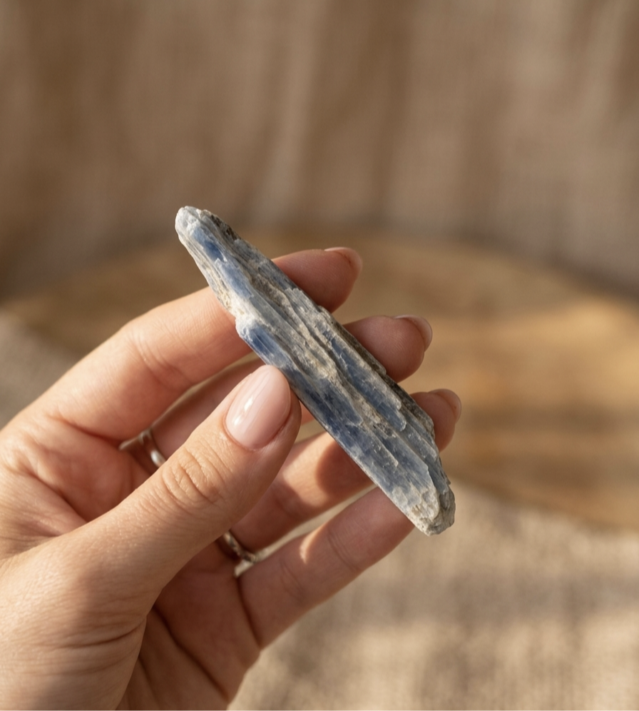 Cianite Azul Bruto 6/7 cms
