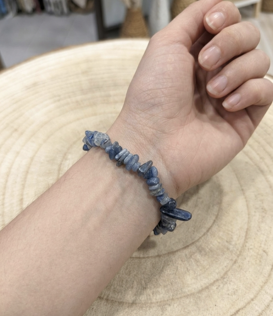 Pulseira Cianite Azul chips