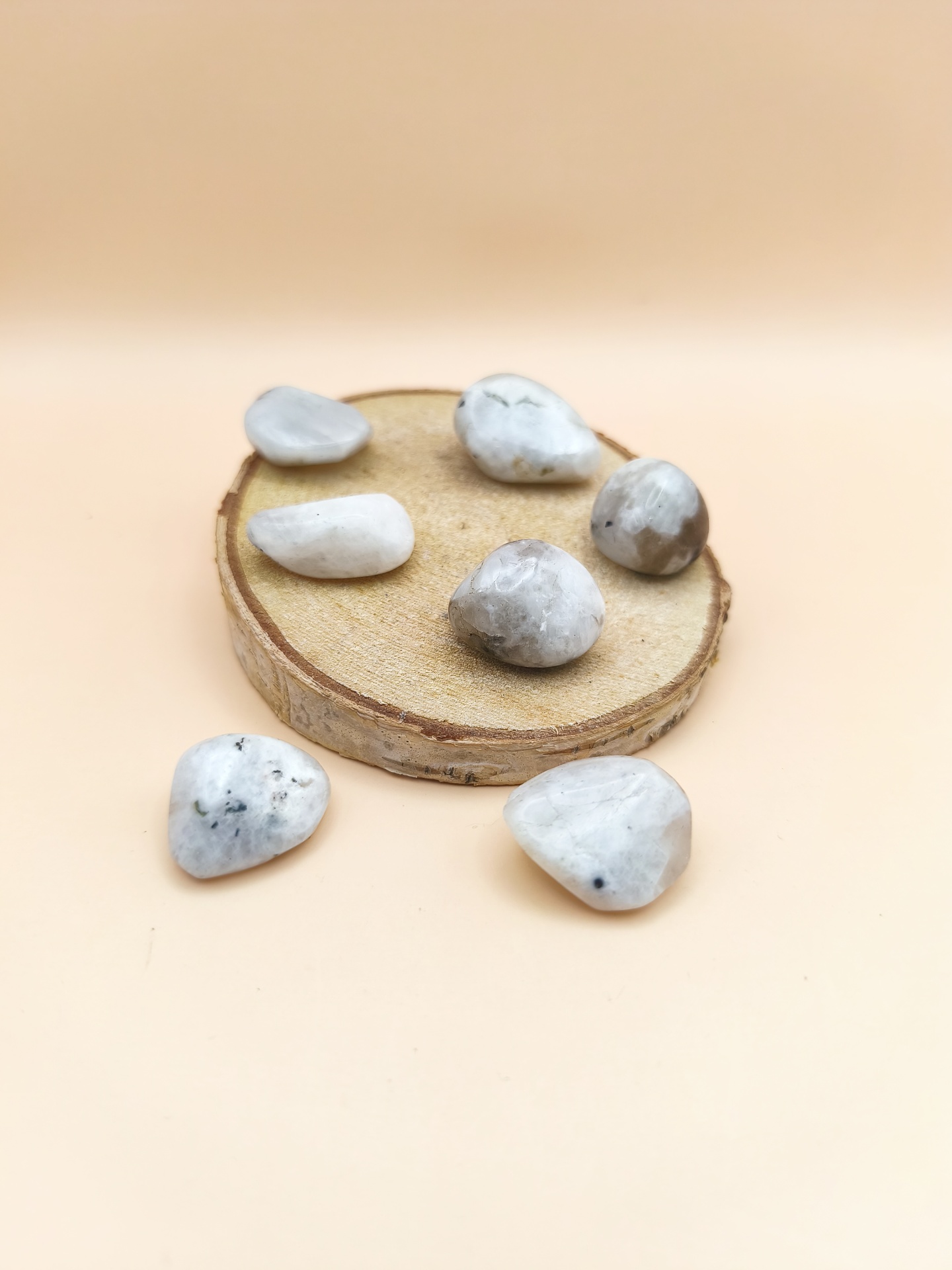 Pedra Lua Rolada (20/25mm)