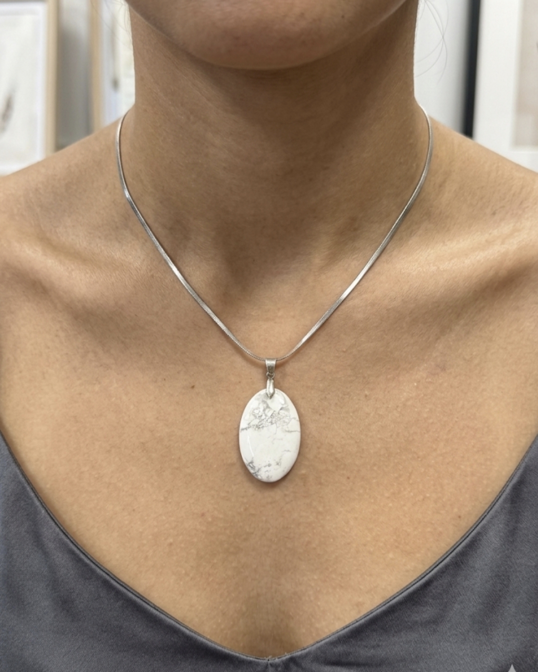 Colar Howlite Branca