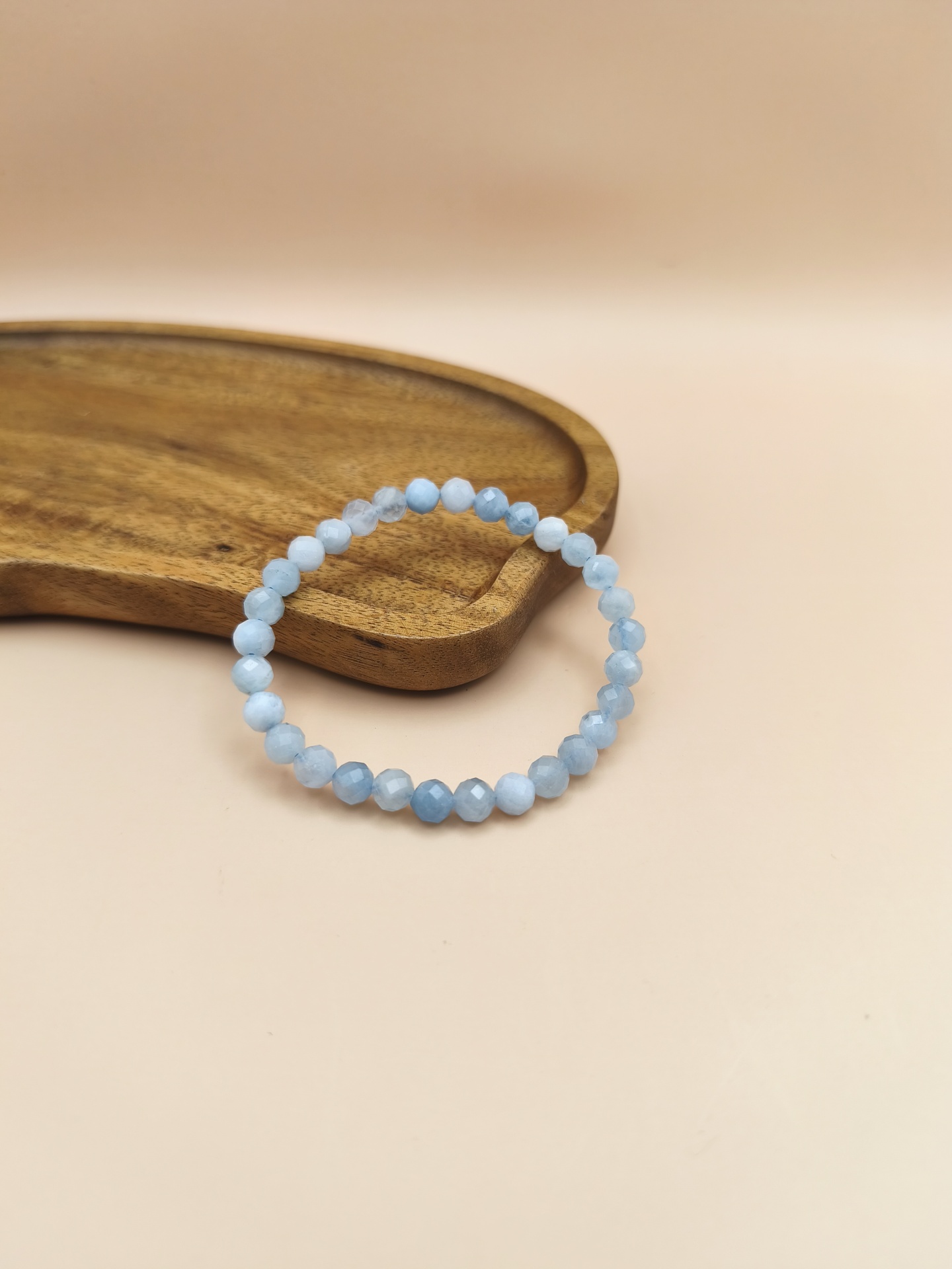 Pulseira Água Marinha multifacetada 6mm