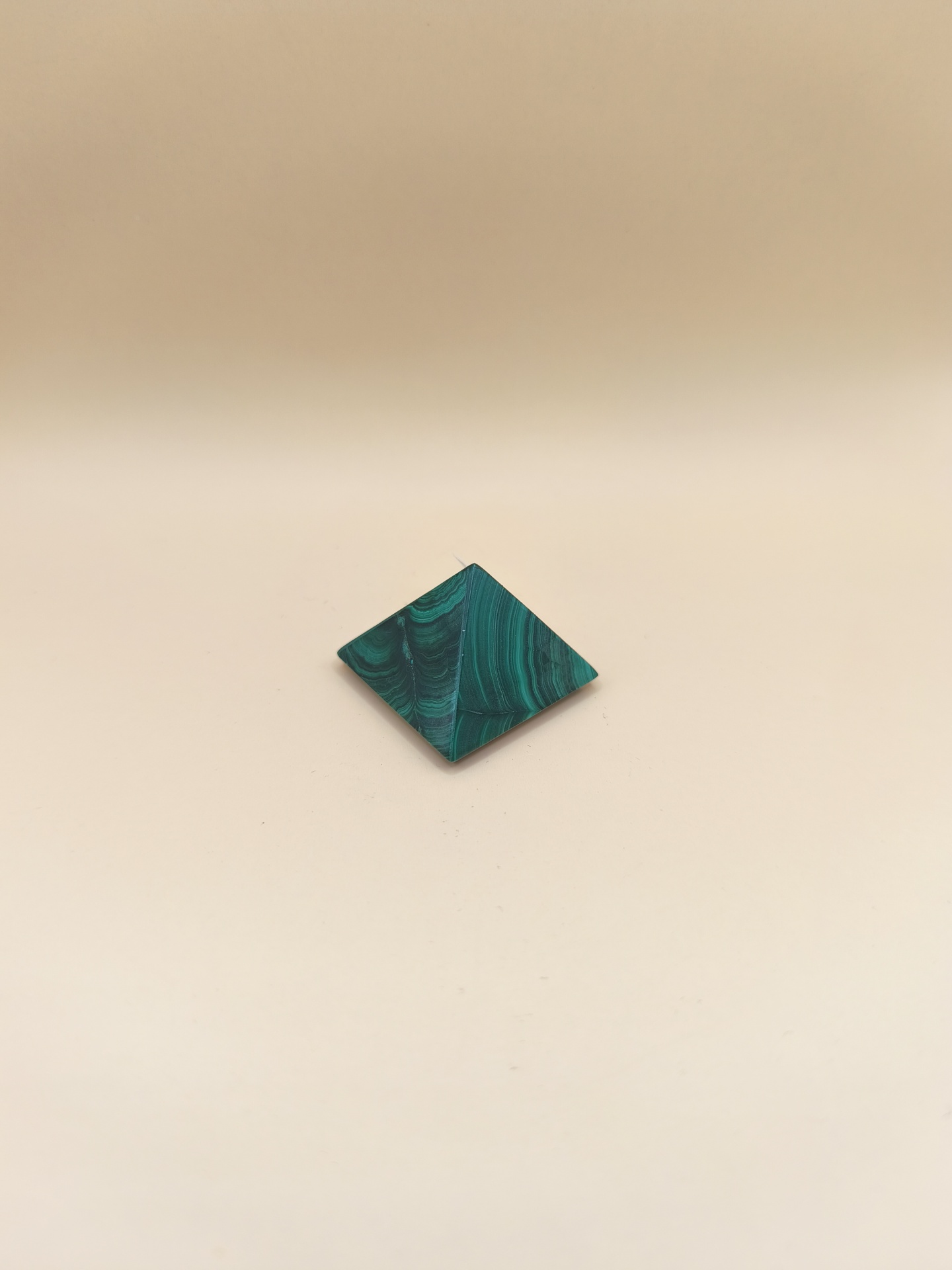 Pirâmide Malaquite 30x30 mm