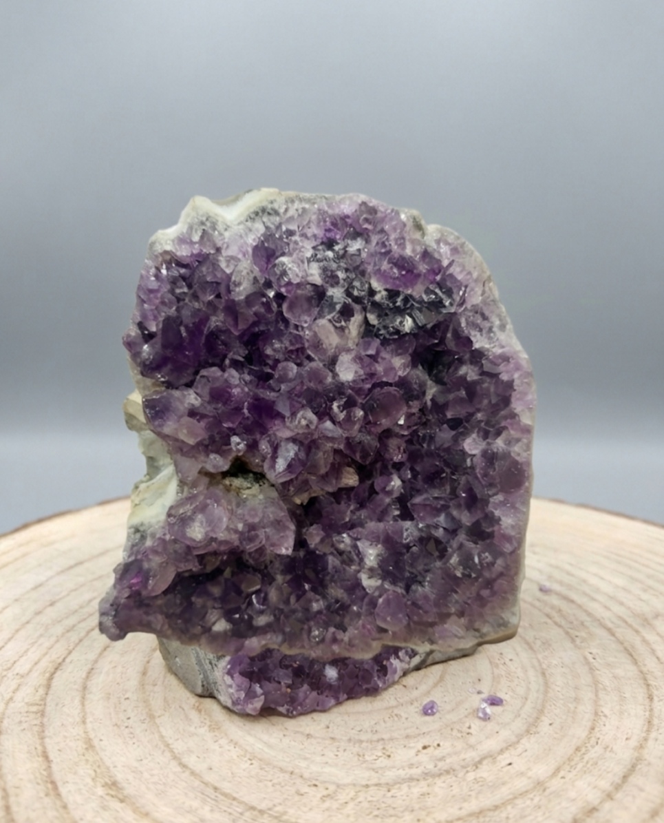Drusa Ametista do Uruguai (670g) (90x90mm)