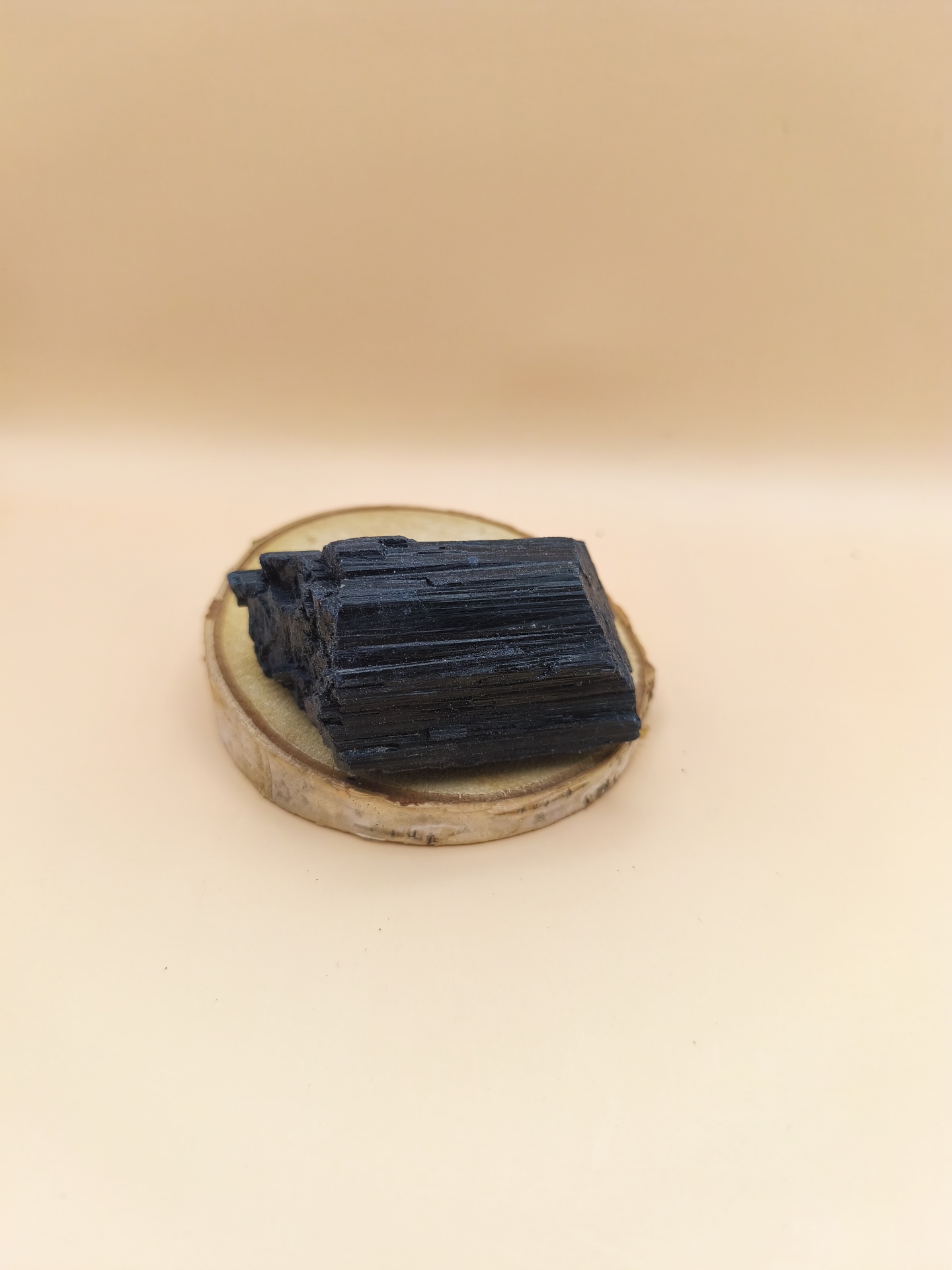 Turmalina Negra Bruto (230g)