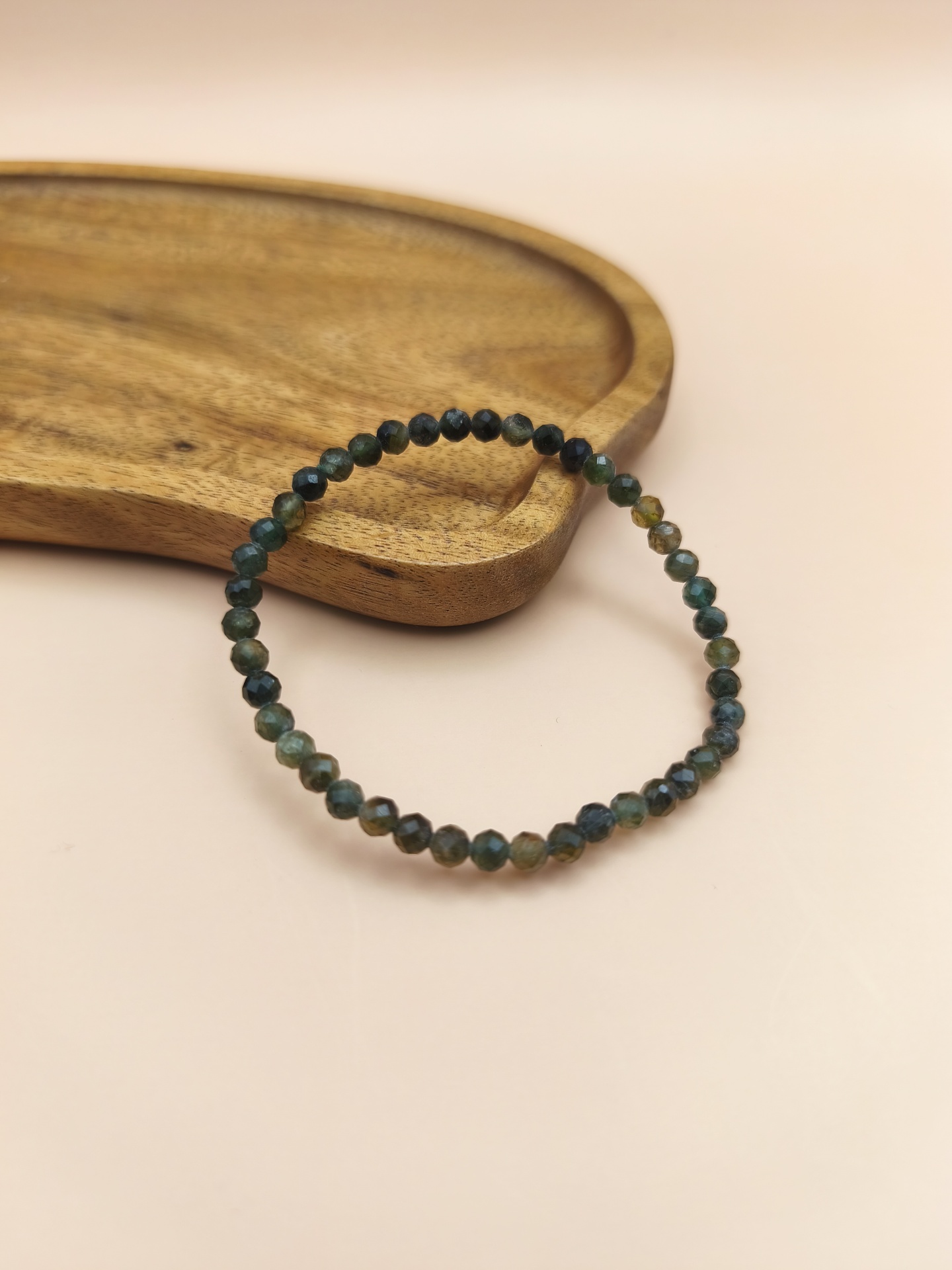 Pulseira Turmalina Verde multifacetada