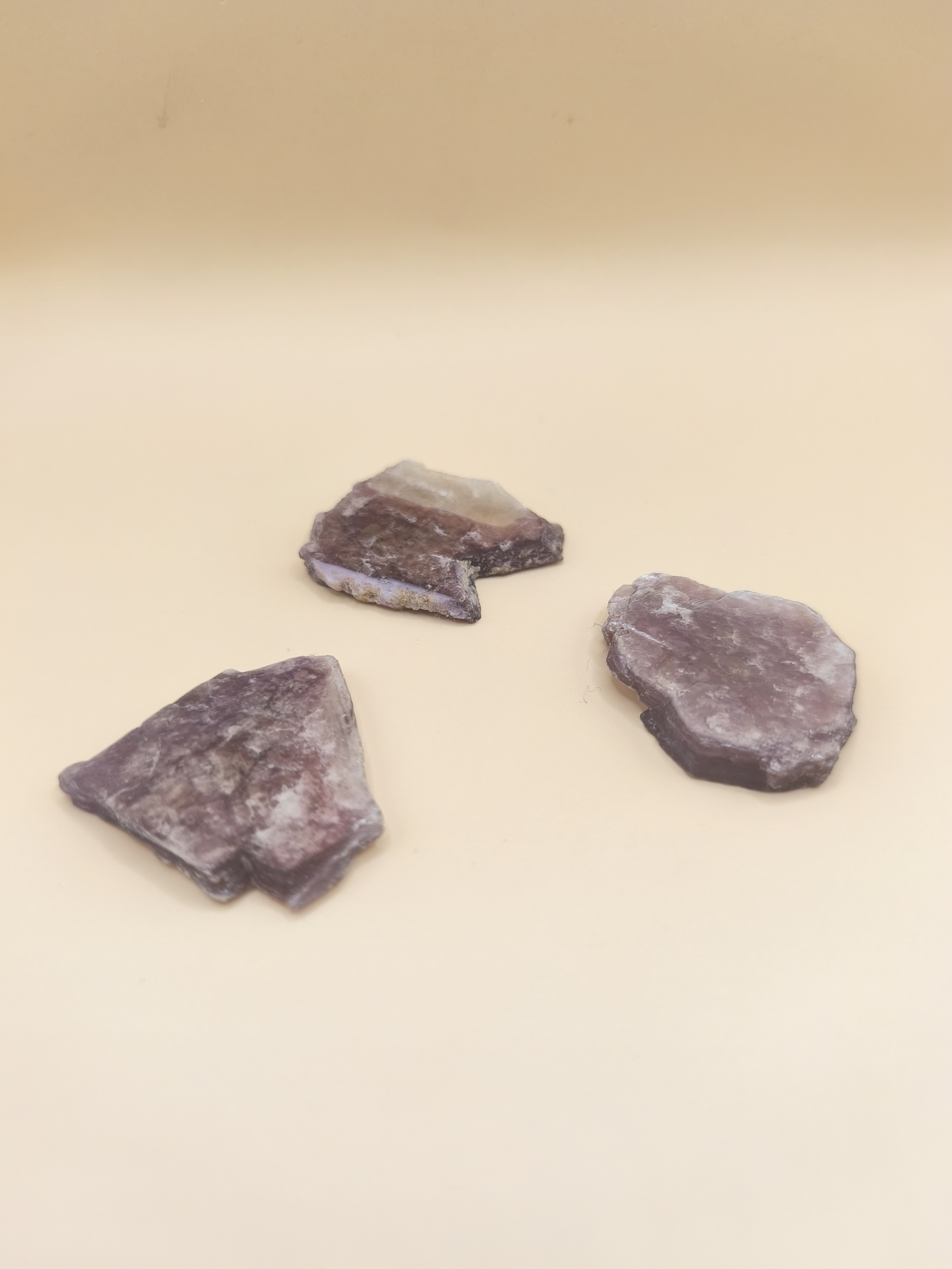 Mica Roxa (Lepidolite) (20/30mm)
