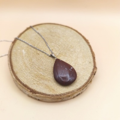 Colar Jaspe Vermelha Gota