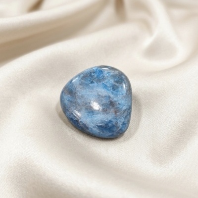 Apatite flat