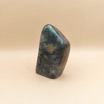 Labradorite Polida (600g) (110x60mm) Labradorite Polida (600g) (110x60mm)