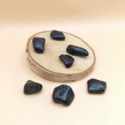 Turmalina Preta Rolada (20/25mm)