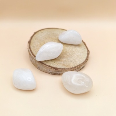 Quartzo Branco Rolado (20/30mm)