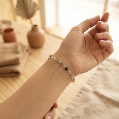 Pulseira multifacetada Quartzo Rutilado 4mm
