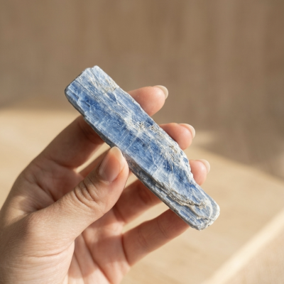 Cianite Azul bruto 9/10 cms