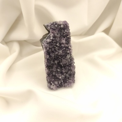 Drusa Ametista do Uruguai (205g) (80x40mm)