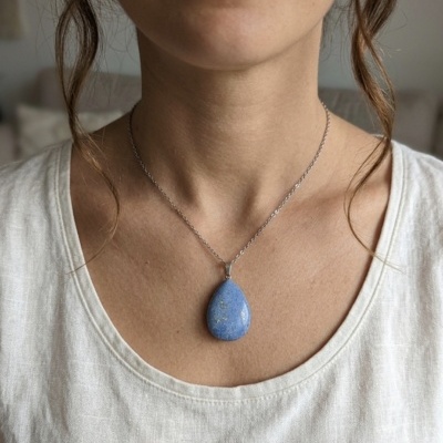 Colar Quartzo Azul Gota
