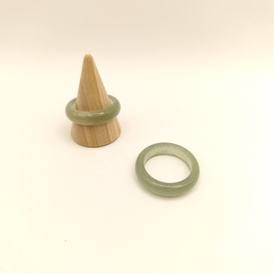 Anel de quartzo verde