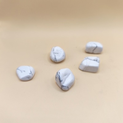 Howlite Branca Rolada (10/15mm)