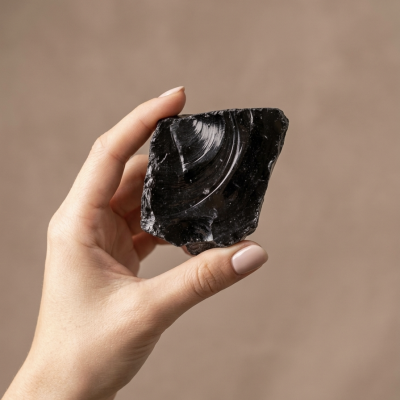 Obsidiana Preta Bruto (680g)