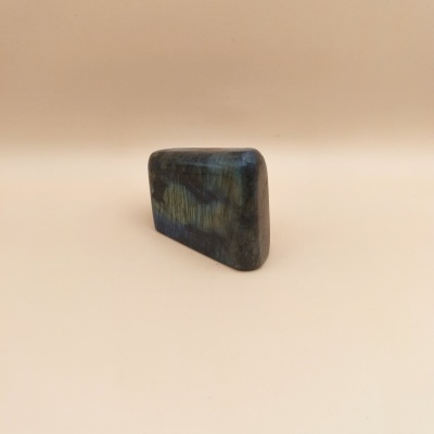 Labradorite polida (250g) (55x70mm)