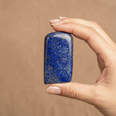 Lápis Lazuli polido  (8x4 cms)