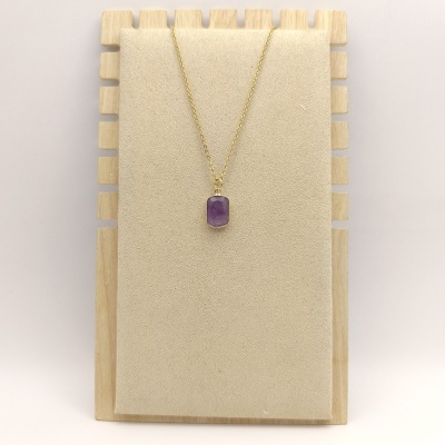 Colar de aço com pingente de ametista