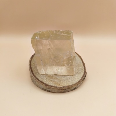 Calcite ótica amarela (45 x 40 mm)