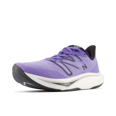 New Balance - FuelCell Rebel v3 (Mulher) New Balance - FuelCell Rebel v3 (Mulher)