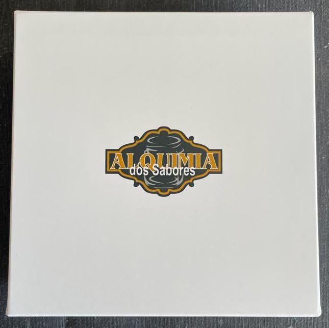 Caixa de Bombons  artesanais - Amor Ardente - Alquimia dos Sabores