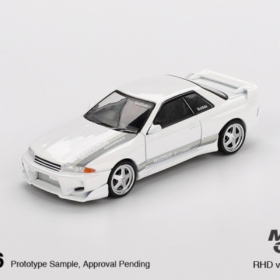 MINI GT NISSAN SKYLINE GT-R (R32) VEILSIDE COMBAT C-I WHITE MGT01066-R