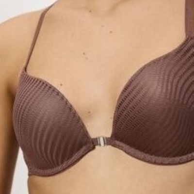 Soutien push up com abertura frontal