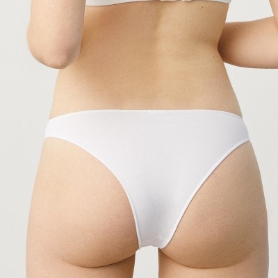 Cueca de algodão modelo asa delta (brasileira)