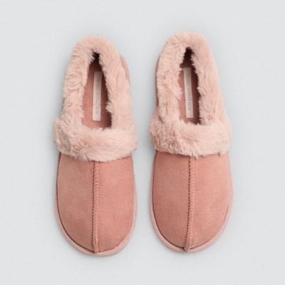 PANTUFA COM SOLA ANTIDESLIZANTE