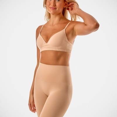 CULOTTE APERTO COM PERNA