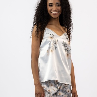 PIJAMA DE SENHORA ALÇA FINA E CALÇÃO