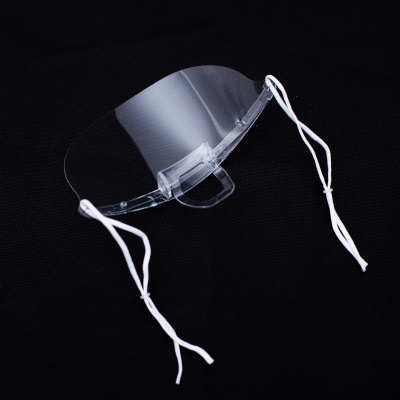 MÁSCARA COM TELA TRANSPARENTE COM BASE BRANCA