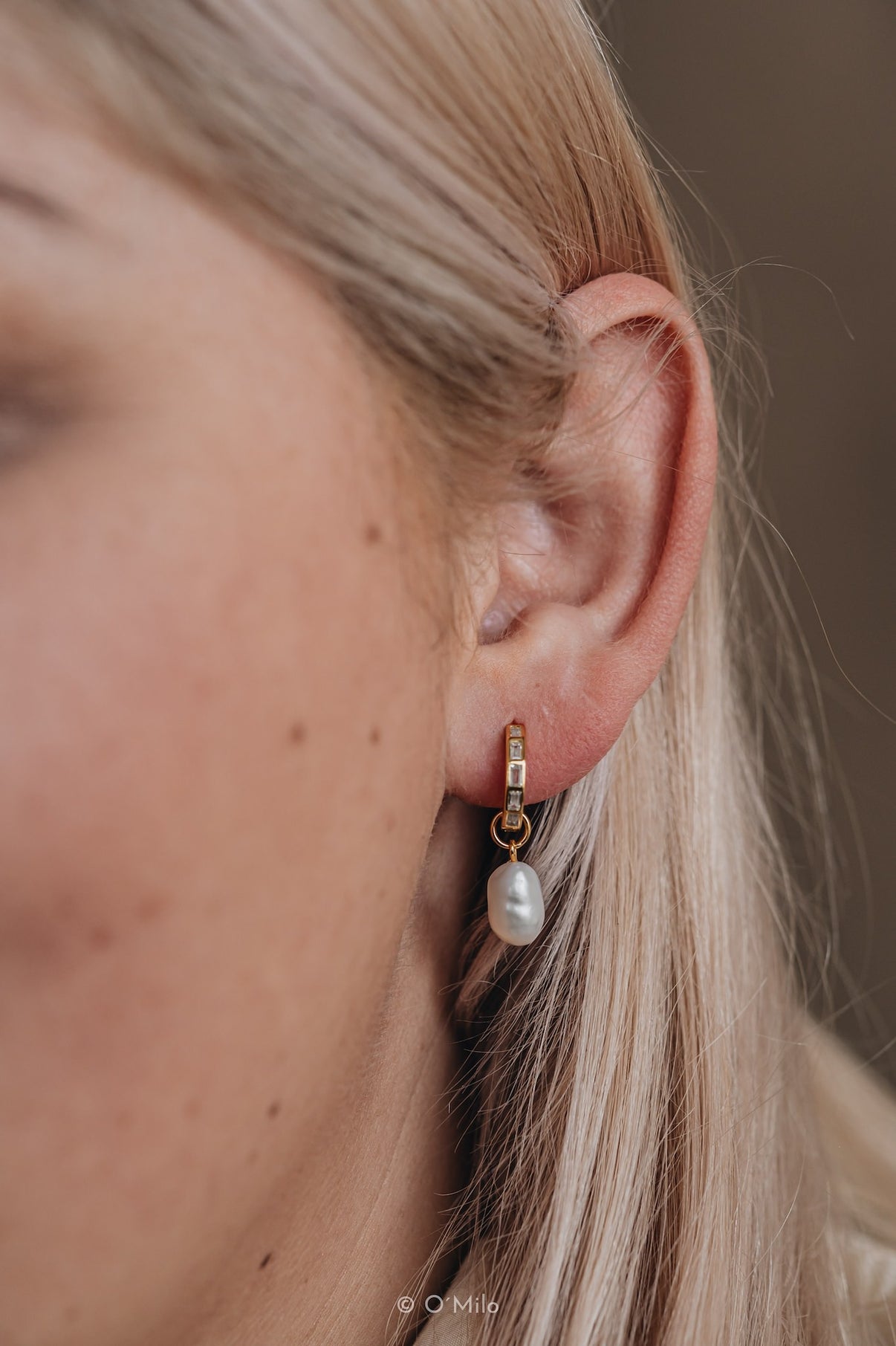 Feli Whisper Hoops 18K Gold Vermeil