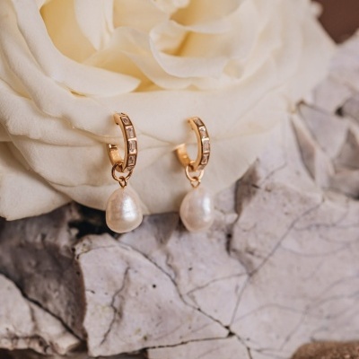 Feli Whisper Hoops 18K Gold Vermeil