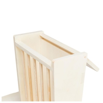 ALIMENTADOR EM MADEIRA COM GAMELAS E PORTA-FENO