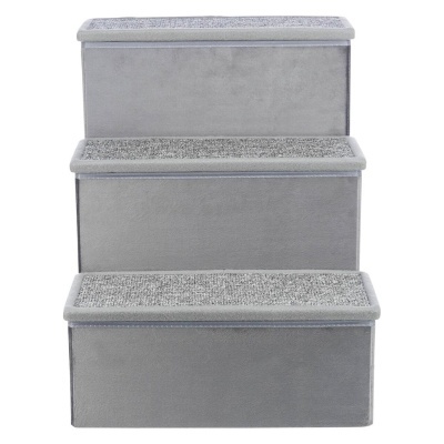 PETSTAIR - ESCADAS EM POLIÉSTER COM ARRUMAÇÃO