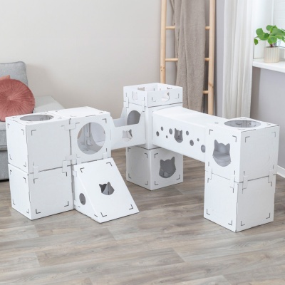 Casa "FELICE" em Cartão