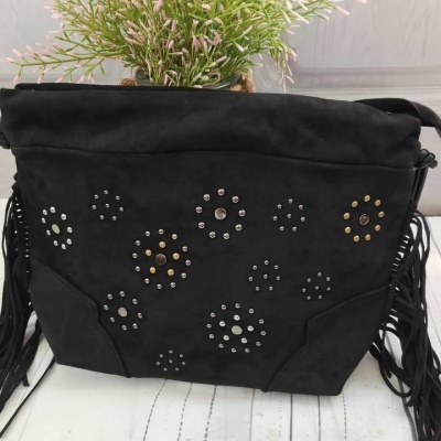 Mala tachas e franjas