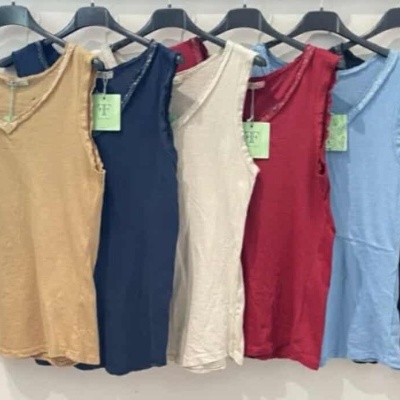 Tops algodão decote V