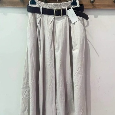 Cullotes efeito saia com bolsos