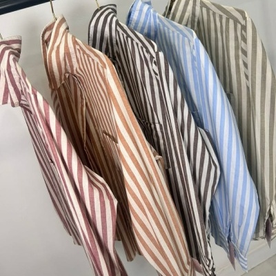 Camisas básicas riscas
